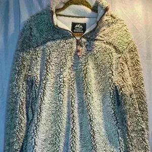Sherpa quarter zip sweatshirt